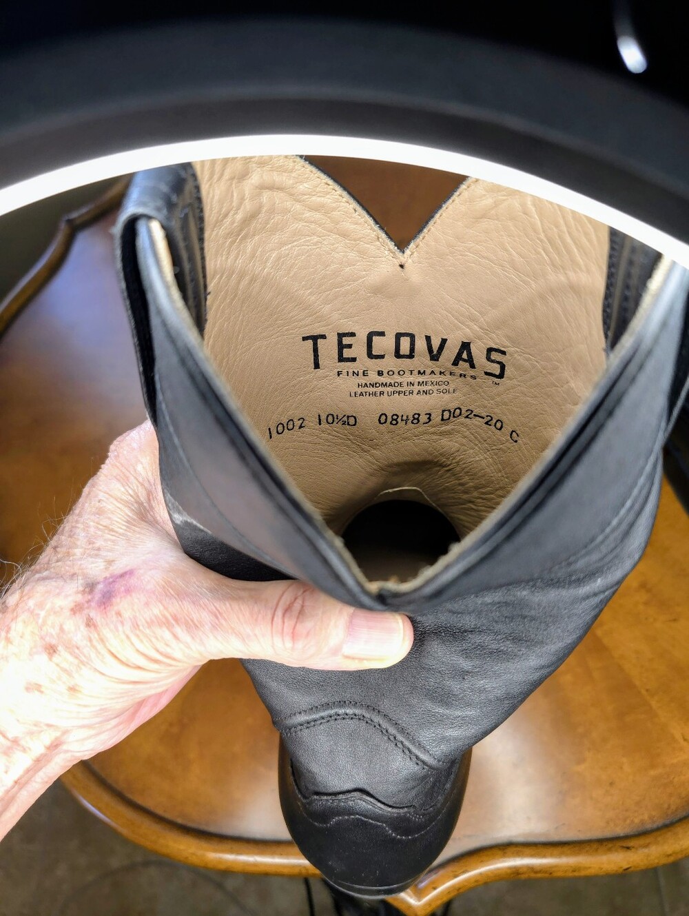 Tecovas "The Earl" Black Ropers - Picture 14 of 15